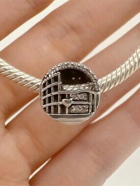 📝 📝Pandora Rome Colosseum Openwork Charm
